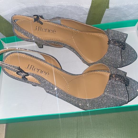 J. Renee Sz 9.5 N Narrow Slingback Peep Toe Metallic Silver Sparkle - Picture 3 of 6